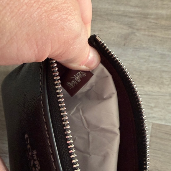 Coach black wristlet - Picture 5 of 7